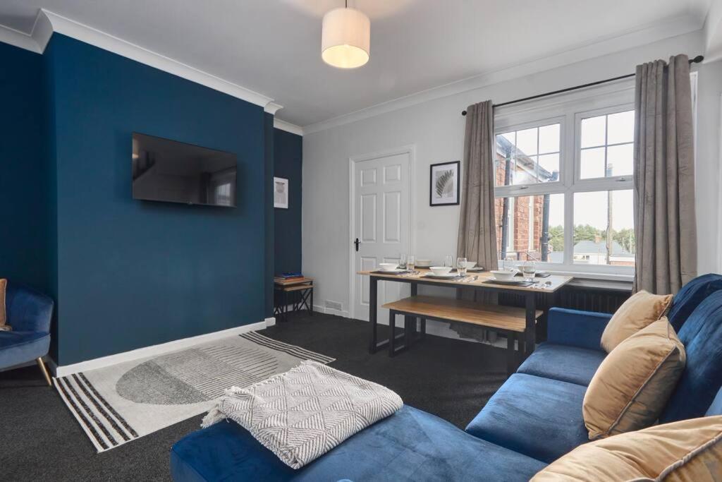 Cosy 3-Bedroom House In Seaham - Street Parking Exterior photo